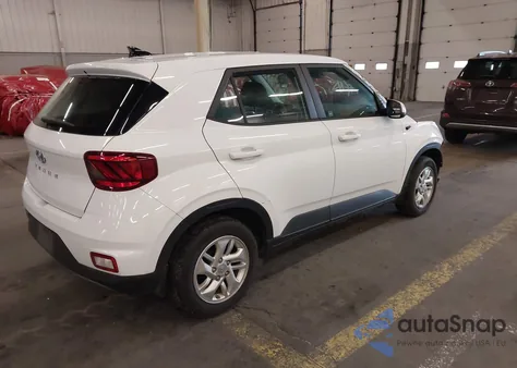 2021 Hyundai Venue Se z USA, uszkodzony, nr VIN KMHRB8A3XMU076053